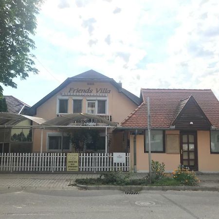Friends Villa Apartments Heviz Exterior foto