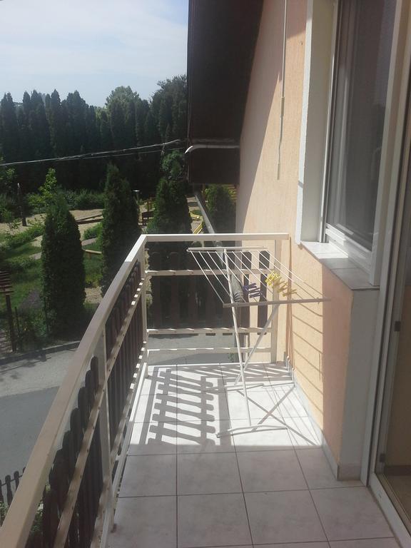 Friends Villa Apartments Heviz Exterior foto
