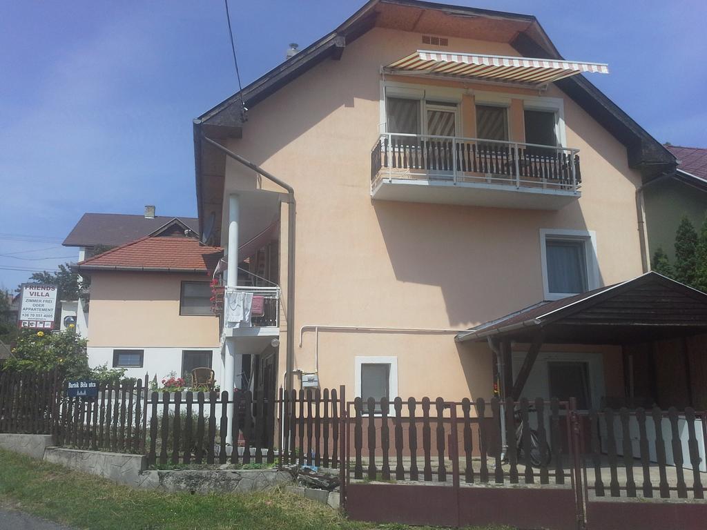 Friends Villa Apartments Heviz Exterior foto
