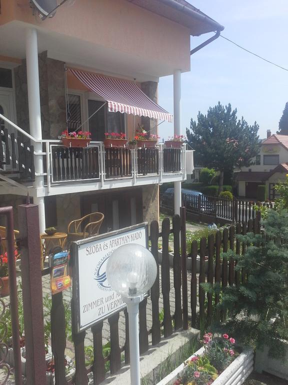 Friends Villa Apartments Heviz Exterior foto