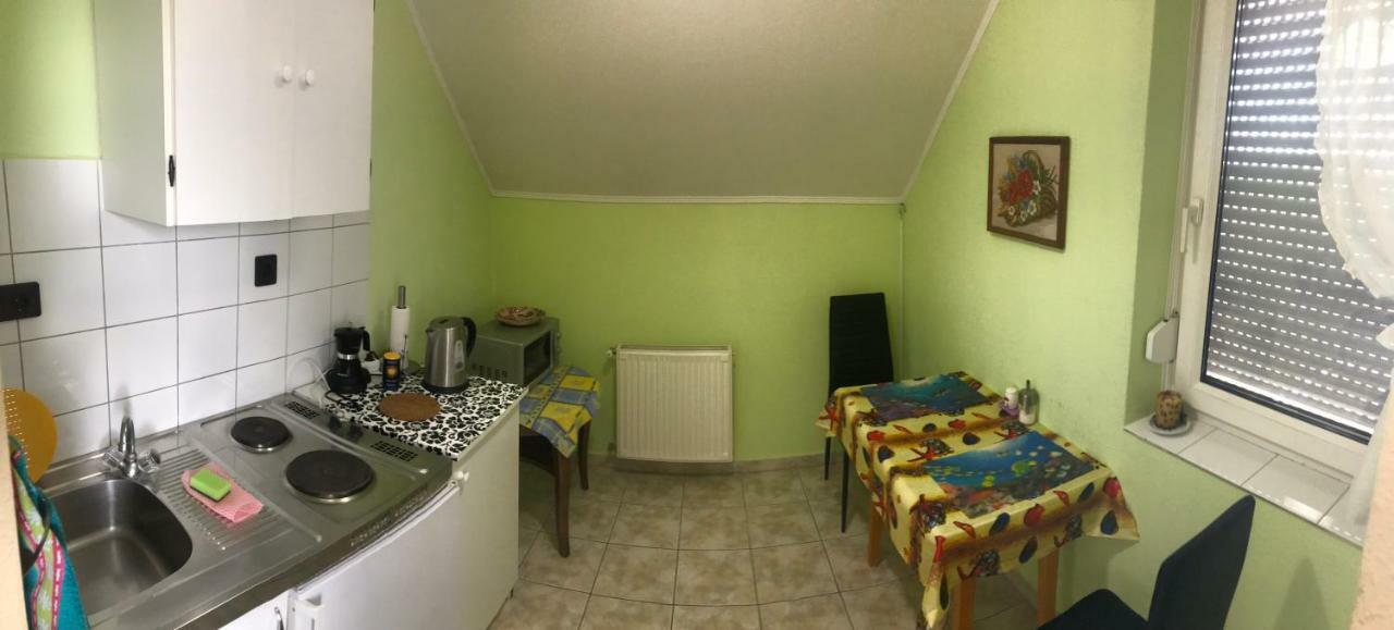 Friends Villa Apartments Heviz Exterior foto