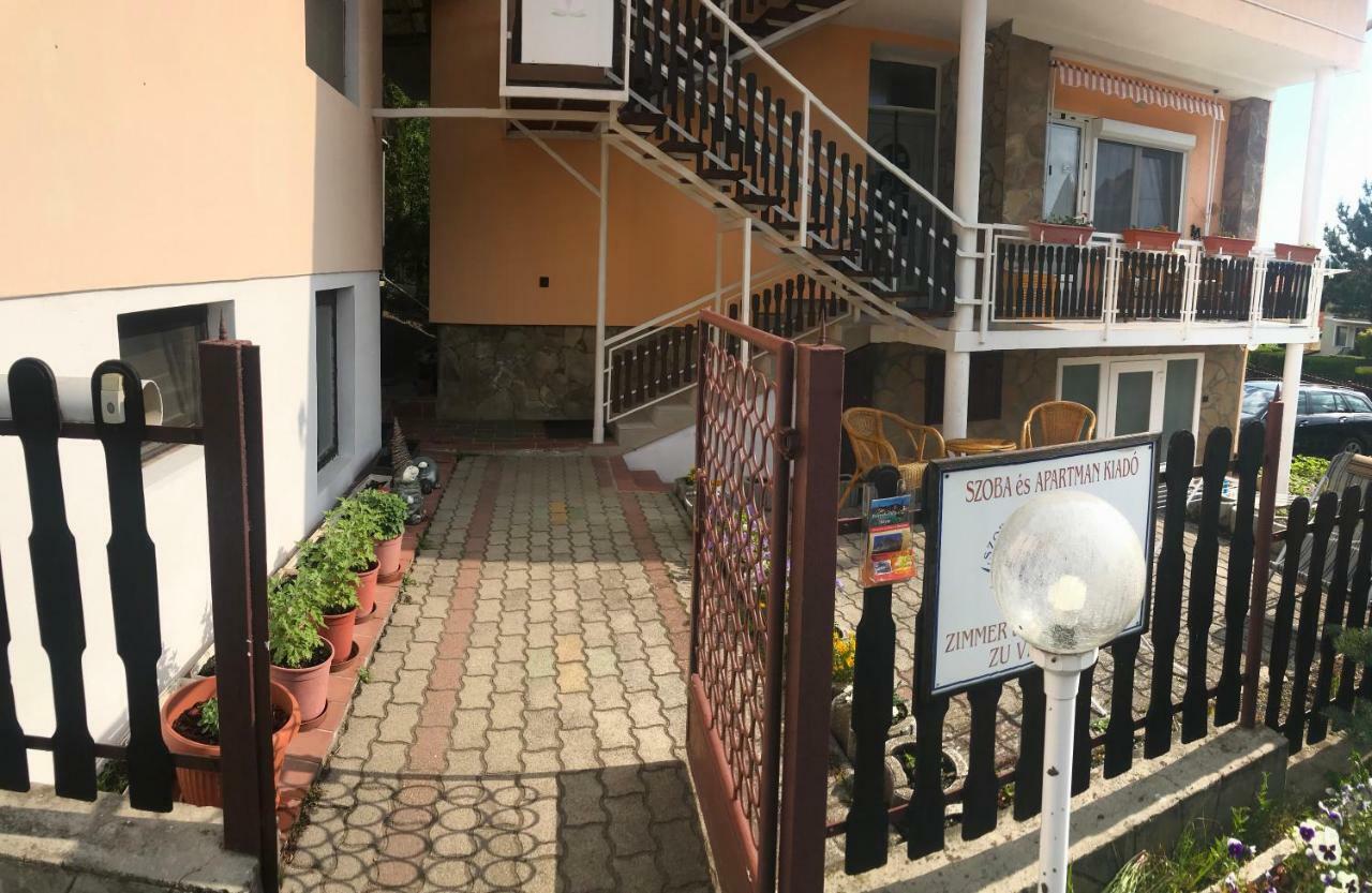 Friends Villa Apartments Heviz Exterior foto